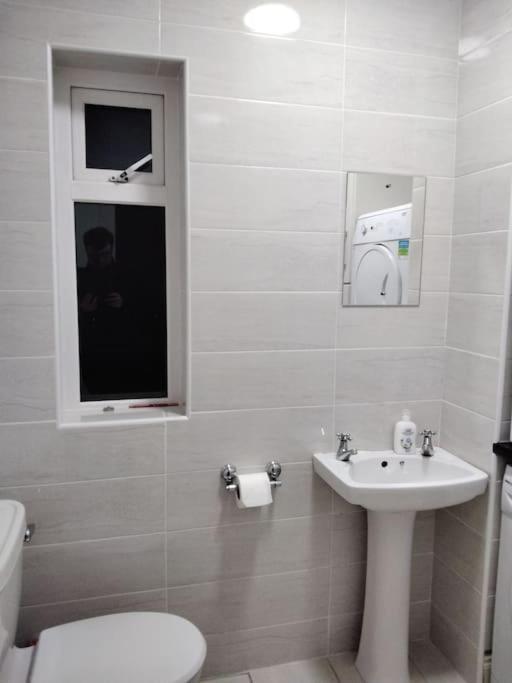 Townhouse Clifden: Located In The Heart Of Connemara Villa Exterior photo