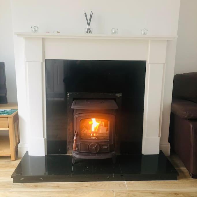 Townhouse Clifden: Located In The Heart Of Connemara Villa Exterior photo