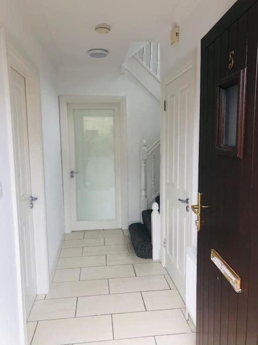 Townhouse Clifden: Located In The Heart Of Connemara Villa Exterior photo